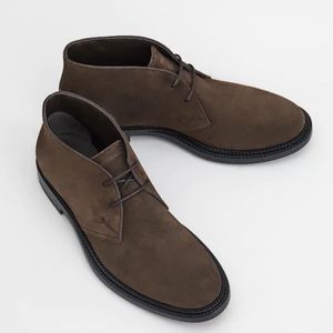 Tod’s Men’s Desert Boots in Suede Brown